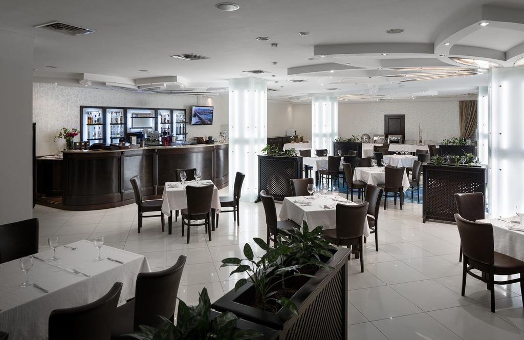 Otel Onovo Dendra
